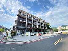 大里5年稀有邊間三車別墅｜仁化商圈｜單坪不到40