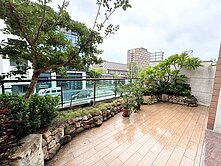 高鐵特區電梯別墅 雙車庫可停三車 五套房 雙大露臺