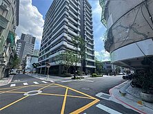 買屋找潘安🍎石牌近捷運、商圈機能都更宅