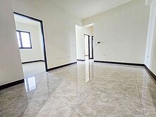 美麗南科全新邊間雙衛開窗三房平車