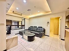 大業國小旁臻愛歐洲高樓2房車