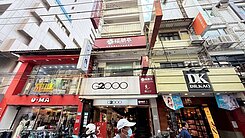 🌟稀有英專路透天店面🌟