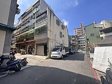 建工商圈邊間好停車透天