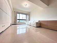 南屯 鉅虹創造之旅三房休旅車位