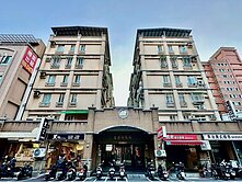 ♛台北新天地-柳堤公園-邊間四房-露臺空間♛