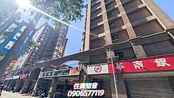 🌈住商知音🌈[佳碼熱鬧商圈]可朔4房坡平車