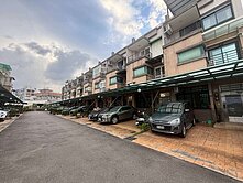 近羅東運動公園優質社區雙車位邊間別墅