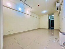 繽海｜亞灣三多商圈捷運｜海景套房上層(平移)車位