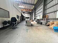 正忠義路旁稀有釋出買農地送倉庫~出價就談