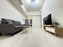 宸|超便宜|高大特區輕屋齡3房平車|可立即入住