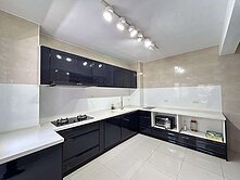 正15米平和路全新翻修有市電梯5樓金店面