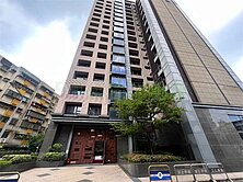 忠孝無極中高樓三房+車位｜住商仁光Wayne