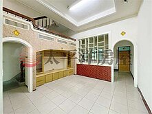 員林車庫美別墅