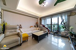 居富律見築高樓無限景觀五房雙主臥平車