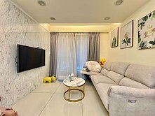 城隍廟遠百商圈江山朵夫三房休旅車位~李李好房