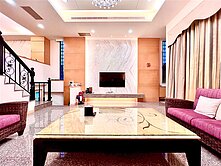 嘉義市⭐輕井沢⭐近大雅路⭐獨棟⭐雙車透天別墅