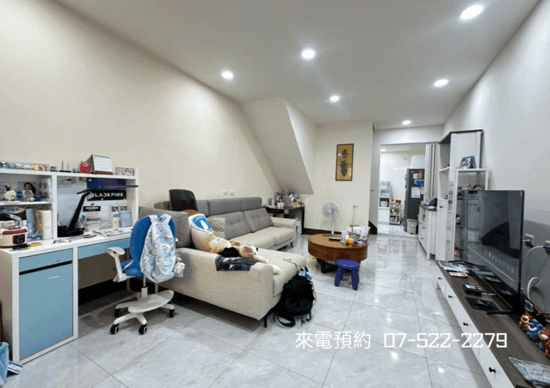 ￥【獨家】楠梓土庫家樂福翻新活巷透天