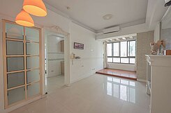 巨蛋商圈｜友友建設｜高樓日光二房