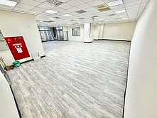 捷運第一排超大100坪商辦含雙車位