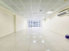 竹益OL次頂樓辦公室格局方正含平車