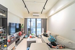 岡山空軍官校。兩年新屋。三房平移車位