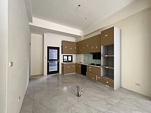 大里老街全新電梯別墅🌈出價談！臨大里高中