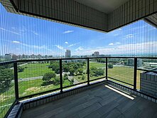  南紡平實世界巨星一年屋高樓層四房+平車雙衛浴開窗