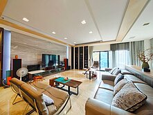 199楊梅.陽光山林景觀.透天電梯1-3樓.9年屋