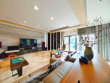 199楊梅.陽光山林景觀.透天電梯1-3樓.9年屋