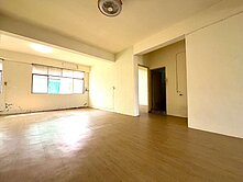 前鎮機場輕軌鼎家-中信房屋台北八德店