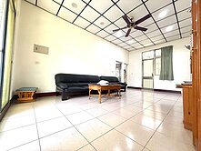 🏡 海佃商圈｜十米面寬｜大地坪透天厝