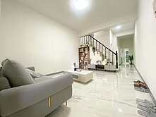 【崇蘭國小】8米路 全新整理🌟孝親五房別墅】