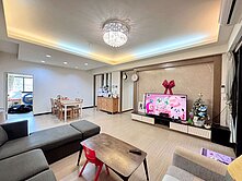 曾意婷中國醫老人醫院旁四房雙平車