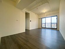 小翁🅰️11期✨國泰PLUS高樓視野大三房平車✨