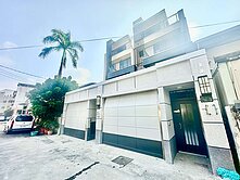 北太平電梯雙車墅~5大套~可3車~活路~全新未住