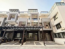 ☞幸福有城⭐傳統格局⭐前院停車⭐間間套房