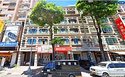 左營自由黃昏市場6.1米面寬大地坪搶市透天4樓店面