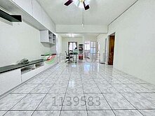 國豐三街電梯華廈2+1房 . 生活機能佳