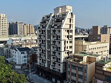 十期東山商圈庭林群青三房平車