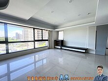 三重集賢「陸江」景觀四房超大雙平車