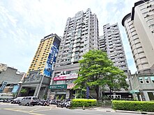 家美生活家│市心精品兩室附車位《大遠百熱絡商圈》