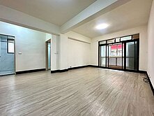 南勢角捷運站邊間方正三房