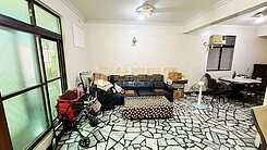 專約-新月橋旁邊間二樓