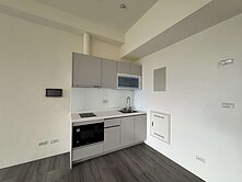 全新橋科首排｜可隔2房｜平車｜橋頭新市鎮