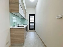 大樹直面舊鐵橋溼地公園｜三房平車心曠神怡