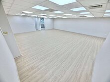 優質投資自用皆宜🌟西區超大商辦含雙主管室