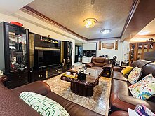 威鎮八方前區大戶+平面車位~東森育婕