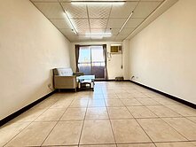 五守新村電梯三房車