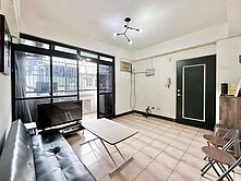 專任✨鐵砲近一中商圈低總價性價比3樓美公寓✨