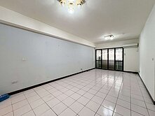 飛駝社區四房+車位